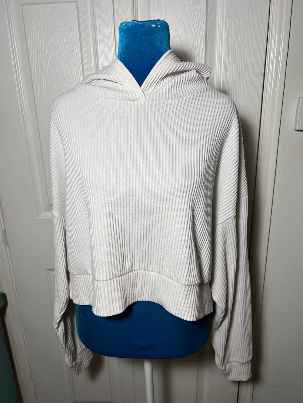 Alo Yoga Muse Ribbed Pullover Cropped Sweatshirt Women’s Medium